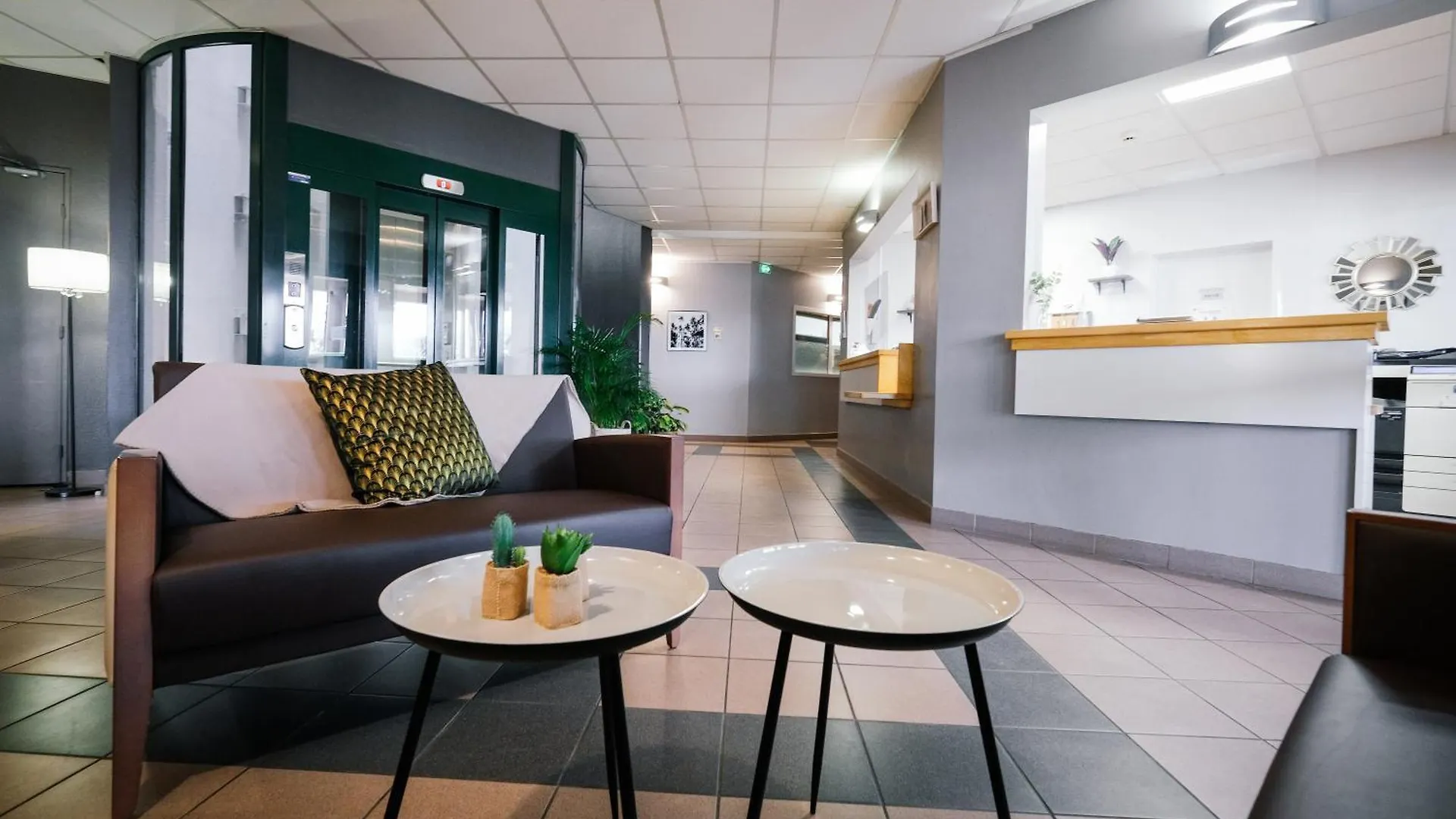 Domaine De Pousinies Hotel Saint-Étienne-de-Tulmont